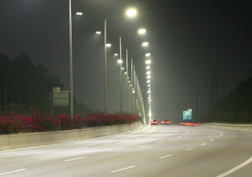 Remote control of 500000 street lamps in Shanghai Spring Festival